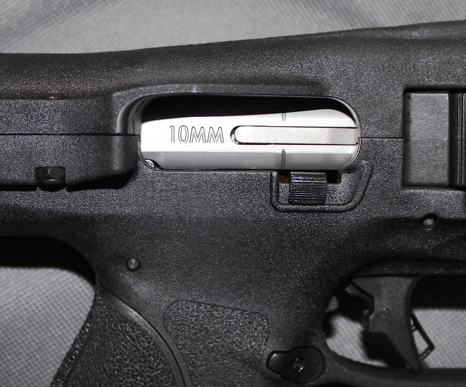 unnamed-23 S&W’s Folding 10mm Carbine: Backpack Firepower